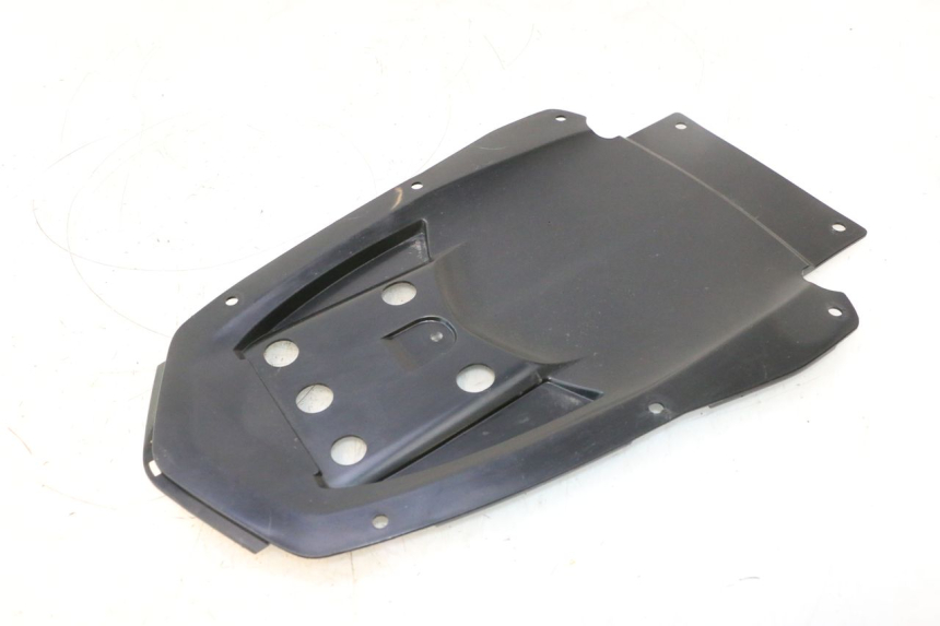 photo de REAR UNDERTRAY YAMAHA FZ8 800 (2010 - 2016) - Technical close-up