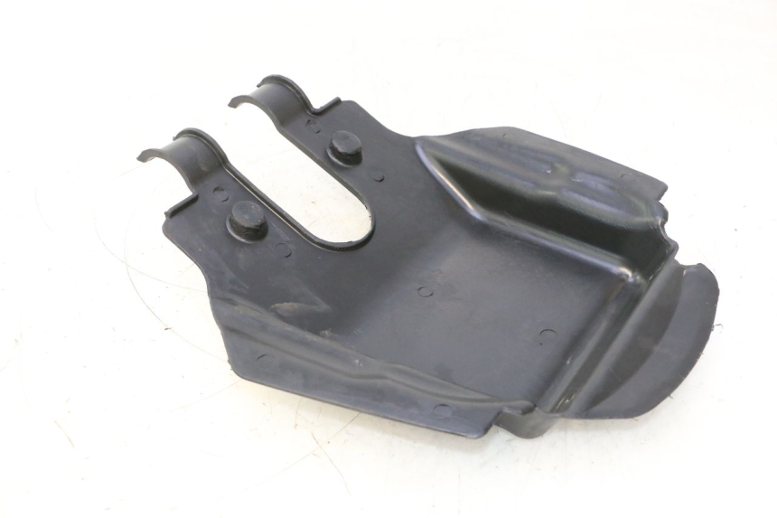 photo de REAR UNDERTRAY VASTRO GP 2T 50 (2013 - 2017) - Zoom on usage condition