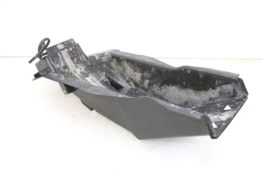 photo de REAR UNDERTRAY KAWASAKI GPX R WARBIRD 600 (1988 - 1993) - Alternative perspective