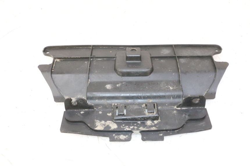 photo de REAR UNDERTRAY KYMCO GRAND DINK 125 (2008 - 2014) - Zoom on usage condition