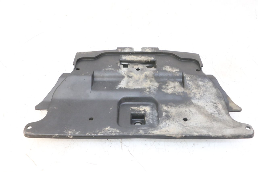 photo de REAR UNDERTRAY KYMCO GRAND DINK 125 (2008 - 2014) - Alternative perspective