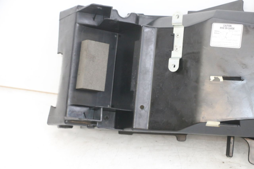 photo de REAR UNDERTRAY SUZUKI GSF N BANDIT 600 (1996 - 1999) - Component zoom