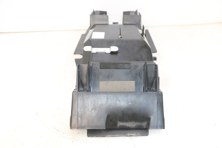 photo de REAR UNDERTRAY SUZUKI GSF N BANDIT 600 (1996 - 1999) - Surface and material condition
