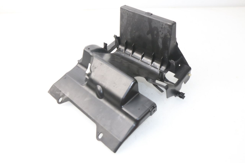 photo de REAR WHEEL HUGGER HONDA INTEGRA NC D 750 (2016 - 2018) - Zoom on usage condition