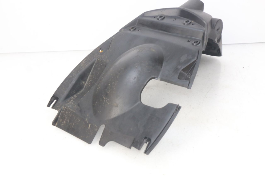 photo de REAR WHEEL HUGGER PEUGEOT KISBEE 4T 50 (2010 - 2017) - Alternative perspective