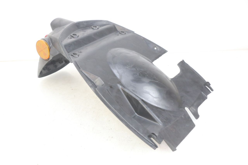 photo de REAR WHEEL HUGGER PEUGEOT KISBEE 4T 50 (2010 - 2017) - Zoom on usage condition