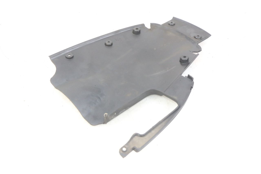 photo de REAR WHEEL HUGGER GILERA NEXUS 125 (2007 - 2009) - Component detail