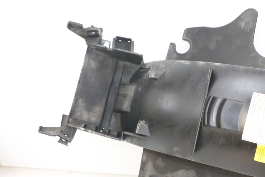 photo de REAR WHEEL HUGGER HONDA NTV DEAUVILLE 650 (1998 - 2001) - Additional view of the item