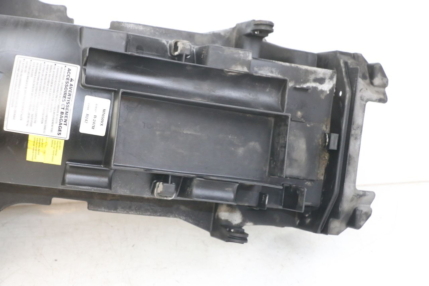 photo de REAR WHEEL HUGGER HONDA NTV DEAUVILLE 650 (1998 - 2001) - Component zoom