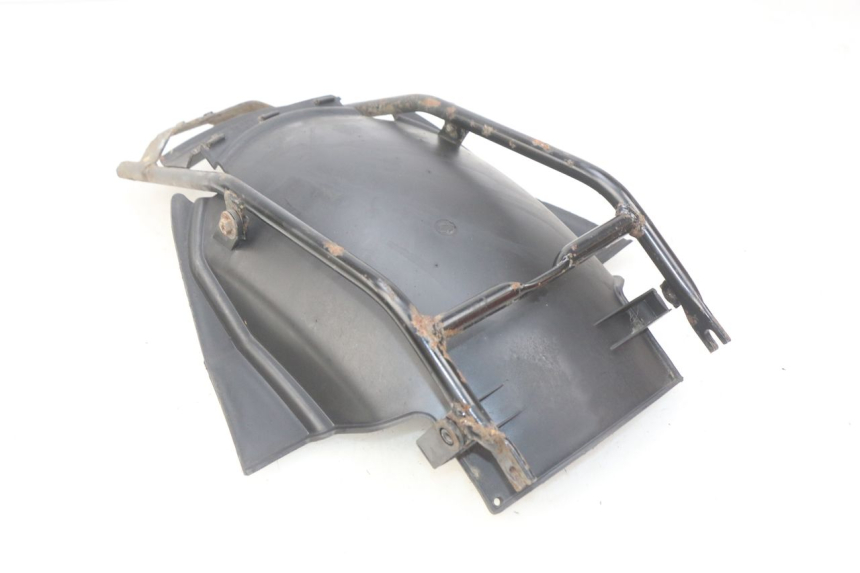 photo de REAR WHEEL HUGGER KYMCO PEOPLE 250 (2004 - 2008) - Zoom on usage condition