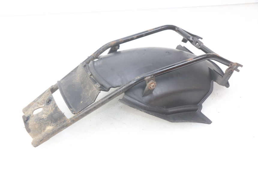 photo de REAR WHEEL HUGGER KYMCO PEOPLE 250 (2004 - 2008) - Alternative perspective