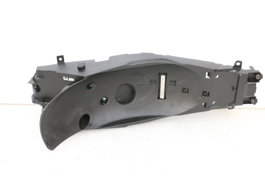 photo de REAR UNDERTRAY BMW R GS 1250 (2021 - 2024) - Fixing points details