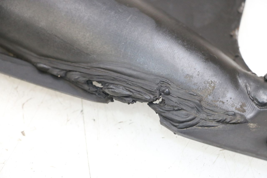 photo de REAR UNDERTRAY APRILIA RS 50 (2006 - 2010) - Fixing points details