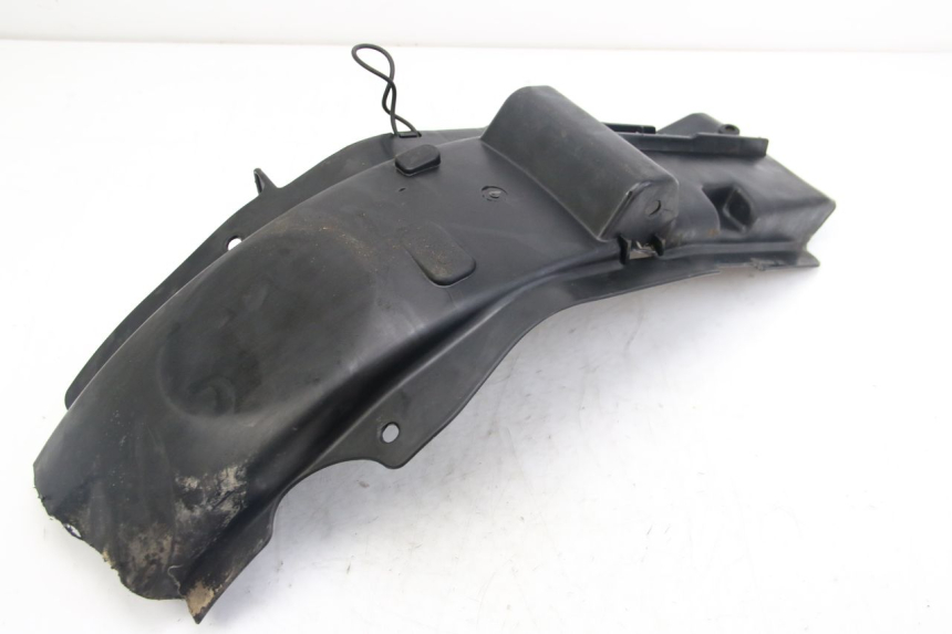 photo de REAR WHEEL HUGGER HYOSUNG RT KARION 125 (2003 - 2007) - Zoom on usage condition