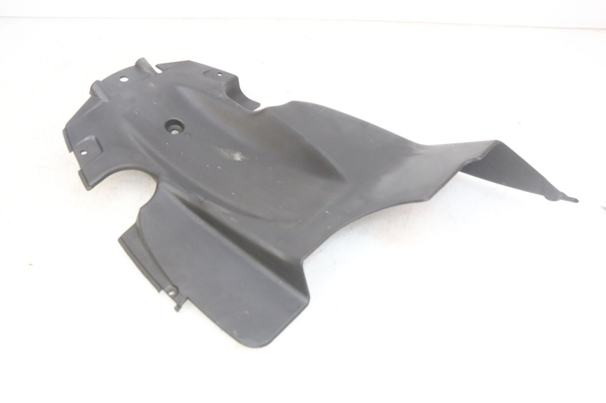 photo de REAR WHEEL HUGGER APRILIA SCARABEO LIGHT 125 (2007 - 2011) - Technical close-up