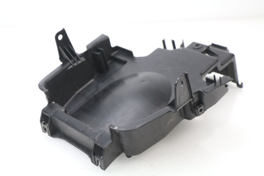 photo de REAR UNDERTRAY HONDA SES DYLAN 125 (2002 - 2006) - Technical close-up