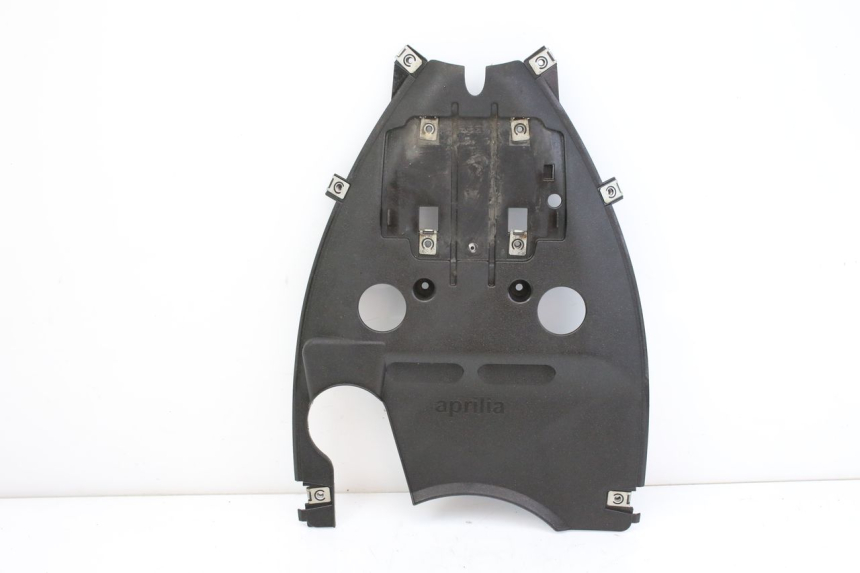photo de REAR WHEEL HUGGER APRILIA SR R 2T LC 50 (2018 - 2021) - Component detail