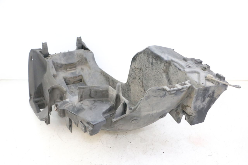 photo de REAR UNDERTRAY HONDA ST PAN EUROPEAN 1300 (2002 - 2013) - Component detail