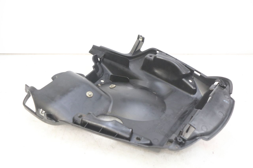 photo de REAR WHEEL HUGGER MBK STUNT NAKED 50 (2004 - 2018) - Component detail