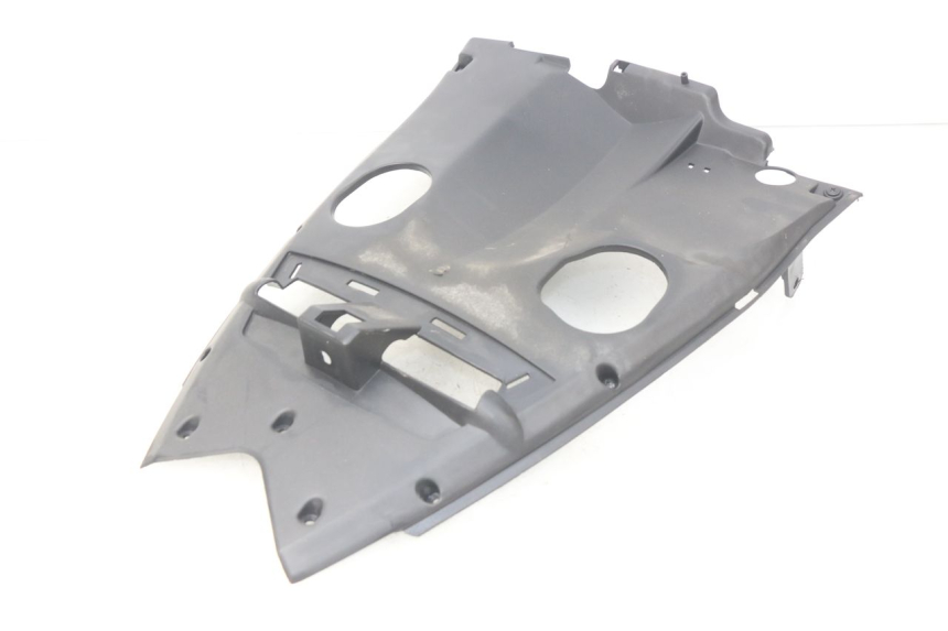 photo de REAR UNDERTRAY KYMCO SUPER 8 4T 50 (2018 - 2020) - Zoom on usage condition