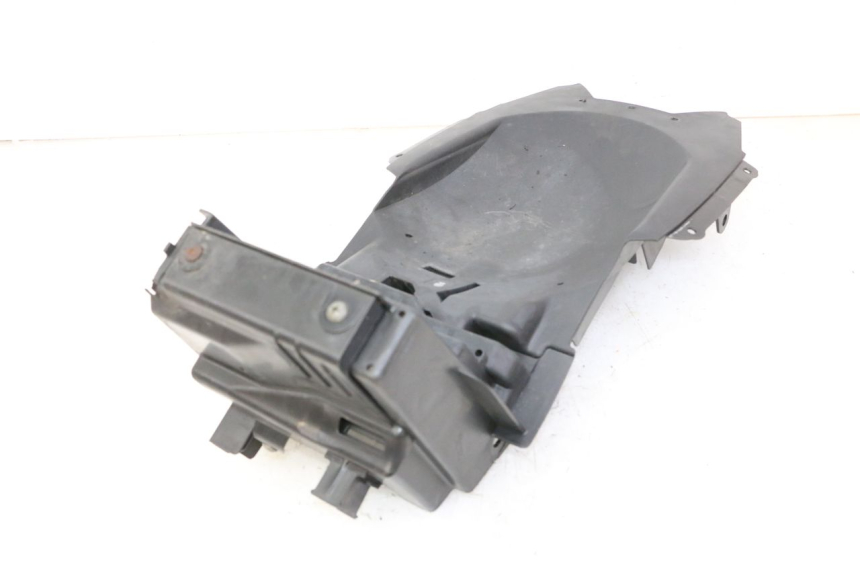 photo de REAR UNDERTRAY SUZUKI SV S 650 (2003 - 2009) - Fixing points details