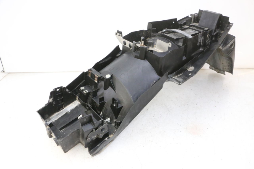photo de REAR UNDERTRAY YAMAHA TDM ABS 900 (2002 - 2014) - Markings and original references