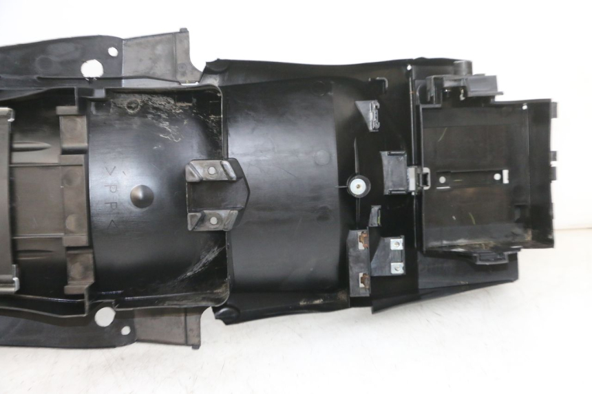 photo de REAR UNDERTRAY YAMAHA TDM ABS 900 (2002 - 2014) - Markings and original references