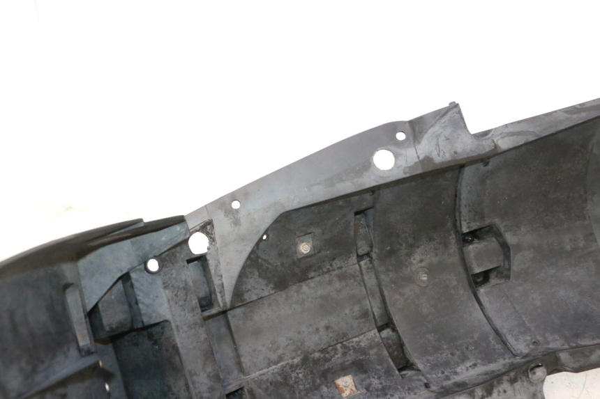 photo de REAR UNDERTRAY YAMAHA TDM ABS 900 (2002 - 2014) - Technical close-up