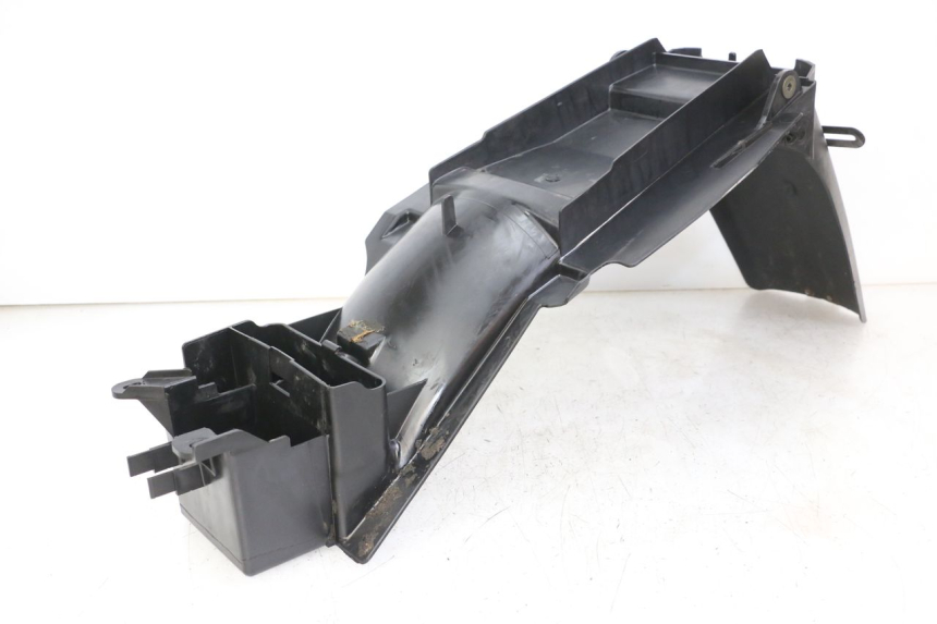 photo de REAR WHEEL HUGGER YAMAHA TDR DELTABOX 125 (1997 - 2003) - Zoom on usage condition