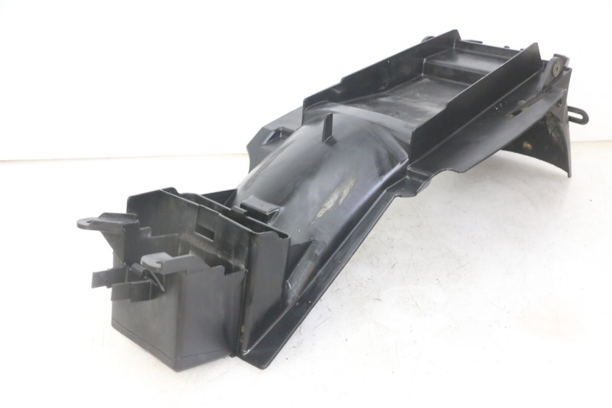 photo de REAR WHEEL HUGGER YAMAHA TDR DELTABOX 125 (1997 - 2003) - Alternative perspective