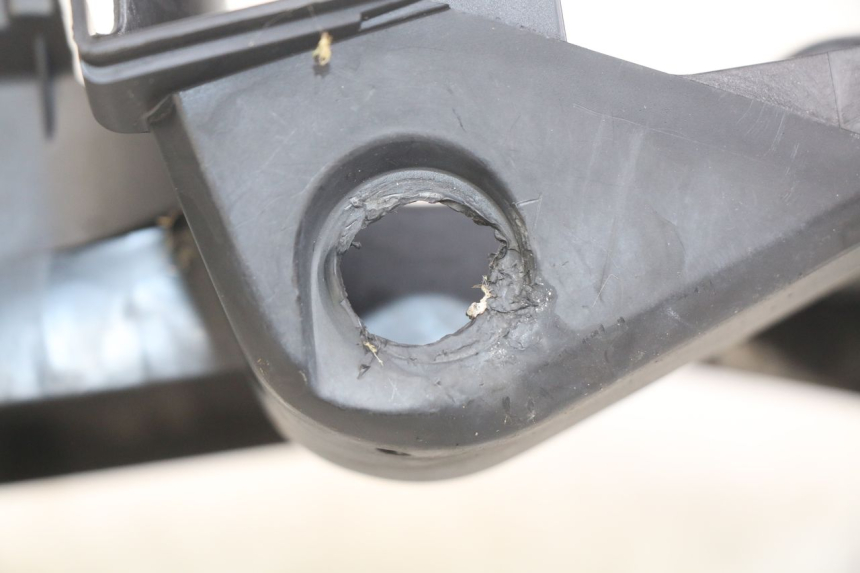 photo de REAR WHEEL HUGGER HONDA VISION NSC R 50 (2013 - 2015) - Alternative perspective