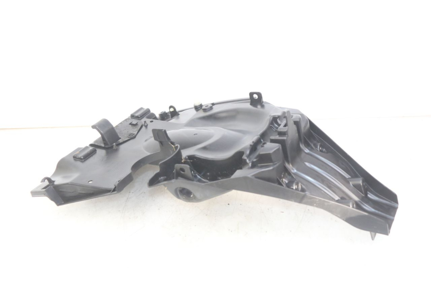 photo de REAR WHEEL HUGGER HONDA VISION NSC R 50 (2013 - 2015) - Technical close-up