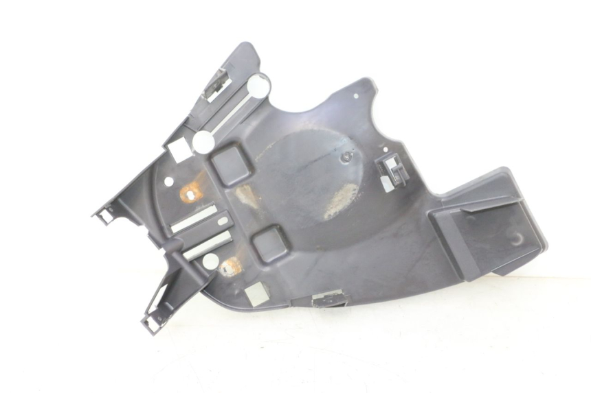 photo de REAR UNDERTRAY PEUGEOT VIVACITY 50 (1998 - 2003) - Alternative perspective