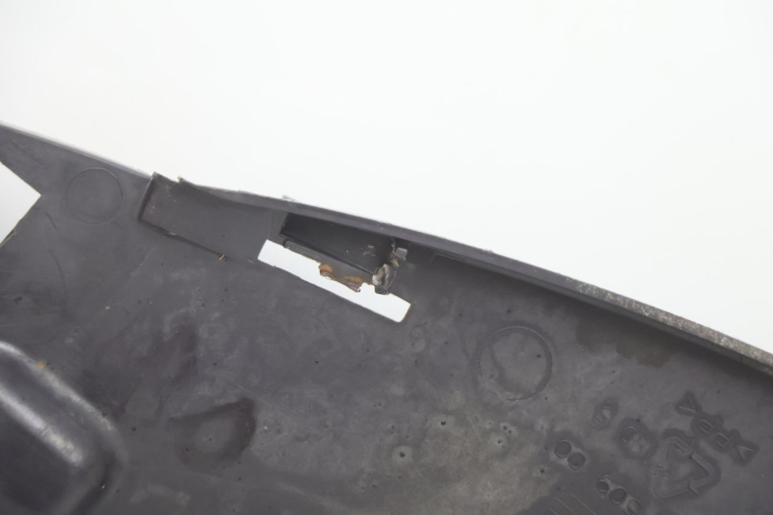 photo de REAR UNDERTRAY PEUGEOT VIVACITY 50 (1998 - 2003) - Technical close-up