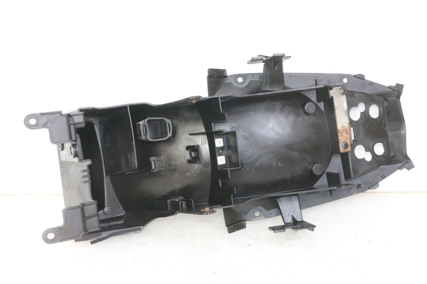 photo de REAR UNDERTRAY YAMAHA XJ6 ABS 600 (2008 - 2016) - Alternative perspective