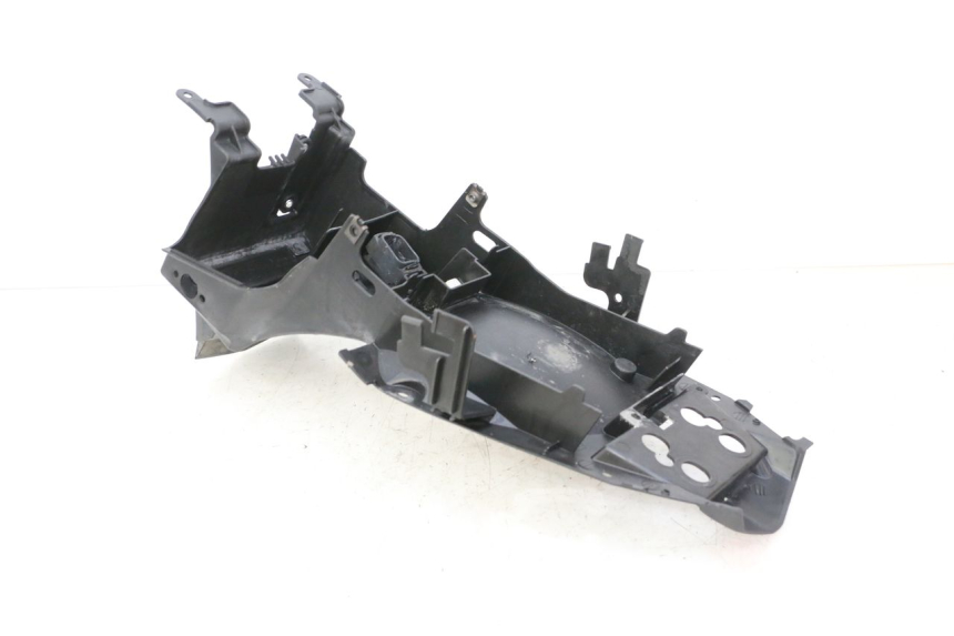 photo de REAR UNDERTRAY YAMAHA XJ6 ABS 600 (2008 - 2016) - Surface and material condition