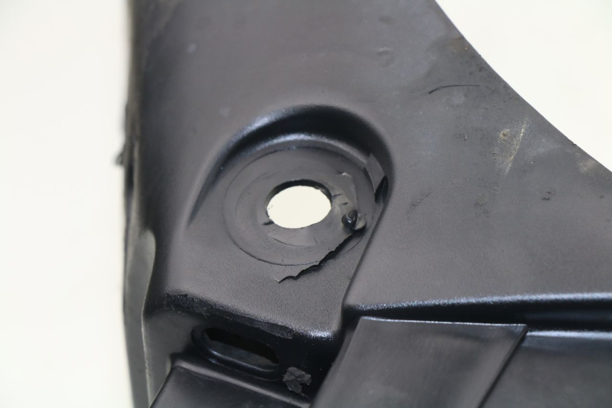 photo de REAR UNDERTRAY YAMAHA XJS DIVERSION 600 (1997 - 1999) - Component detail