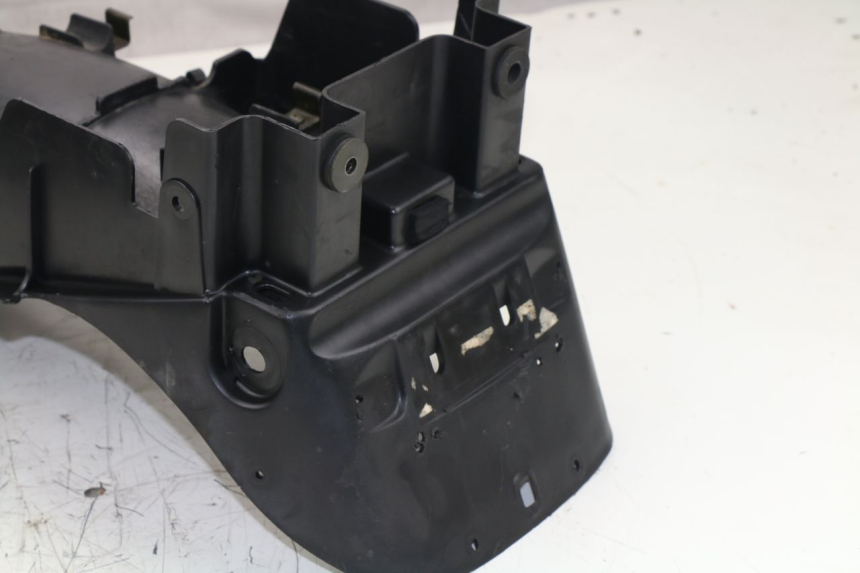 photo de REAR UNDERTRAY YAMAHA XJS DIVERSION 600 (1997 - 1999) - Focus on structure