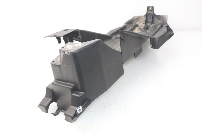 photo de REAR UNDERTRAY HONDA XLV VARADERO 125 (2000 - 2006) - Zoom on usage condition