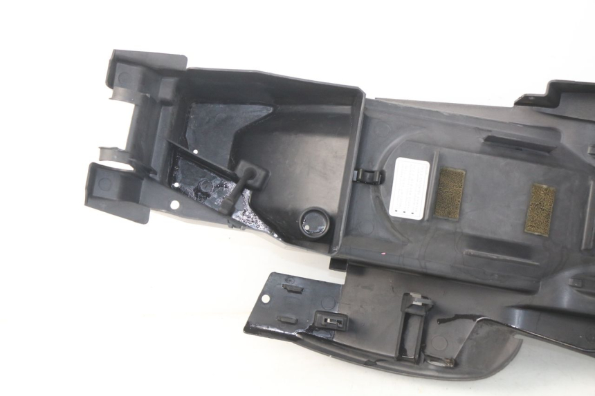 photo de REAR UNDERTRAY HONDA XLV VARADERO 125 (2000 - 2006) - Surface and material condition