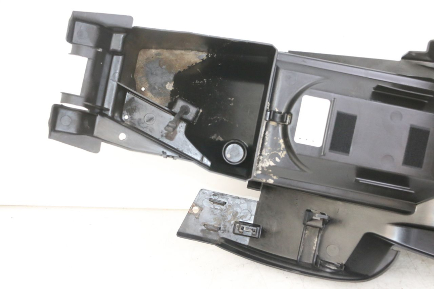 photo de REAR UNDERTRAY HONDA XLV VARADERO 125 (2000 - 2006) - Markings and original references