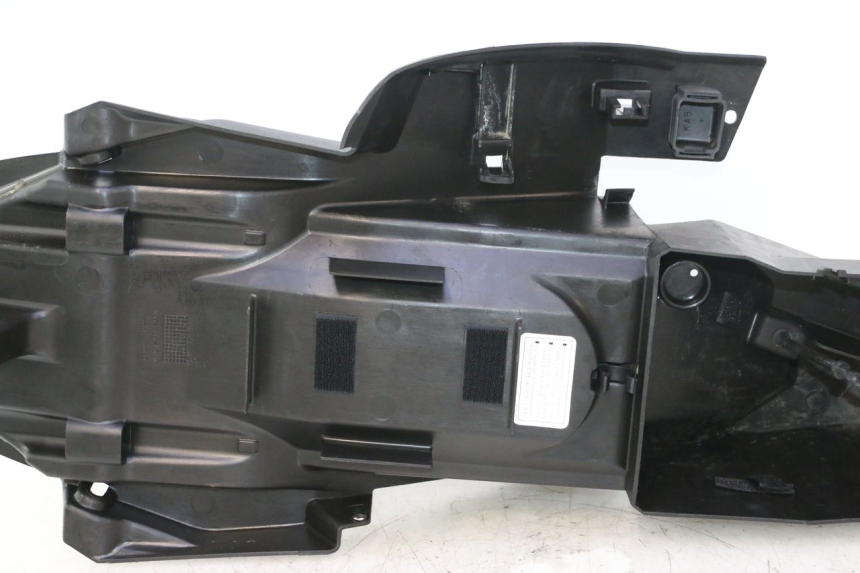 photo de REAR UNDERTRAY HONDA XLV VARADERO 125 (2007 - 2012) - Distinctive features