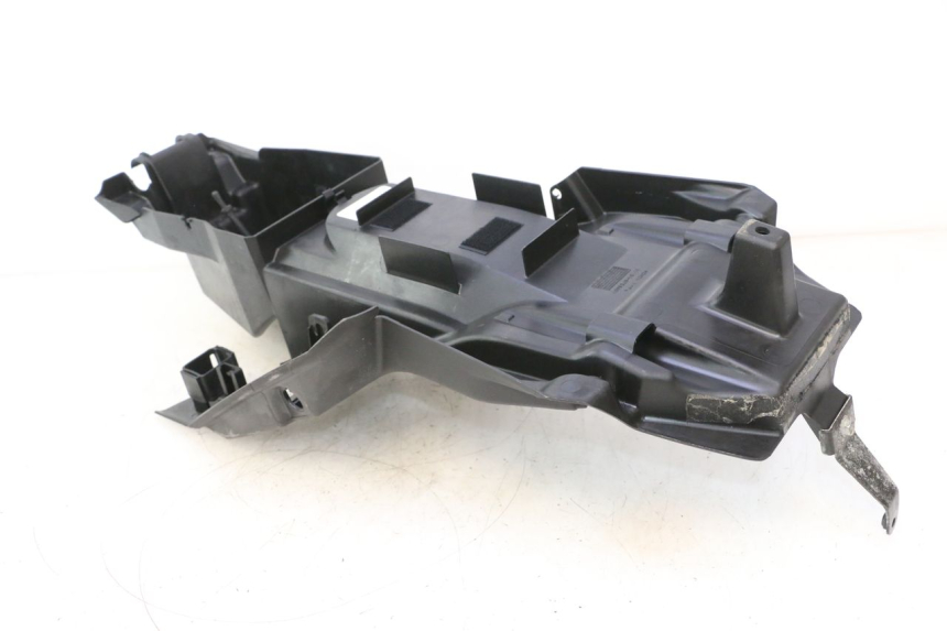 photo de REAR UNDERTRAY HONDA XLV VARADERO 125 (2007 - 2012) - Zoom on usage condition
