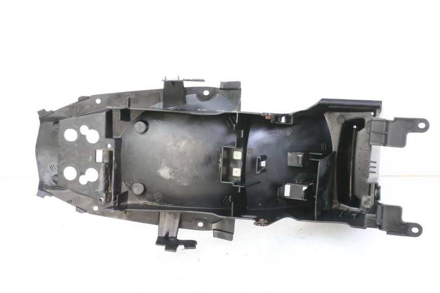 photo de REAR UNDERTRAY YAMAHA XJ6 600 (2008 - 2016) - Component detail
