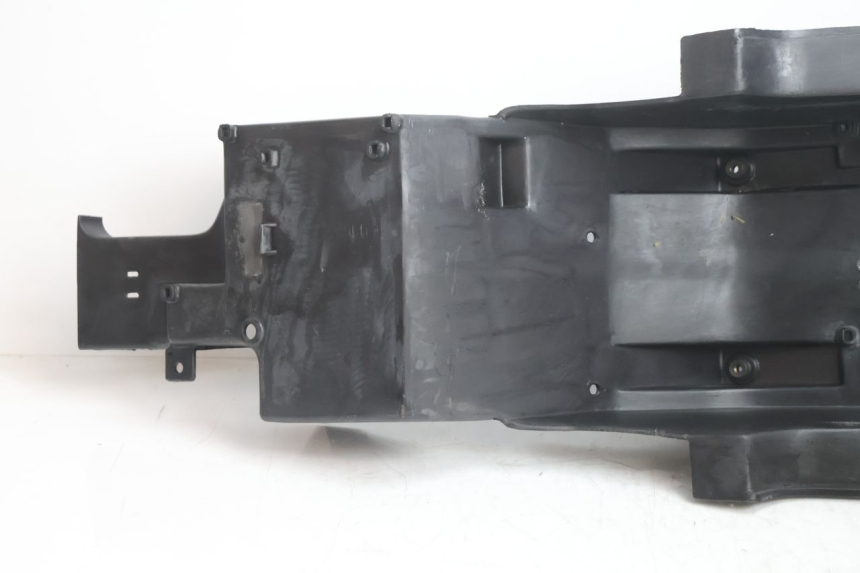 photo de REAR UNDERTRAY KAWASAKI ZX-6R ZX6R 600 (2000 - 2002) - Technical close-up