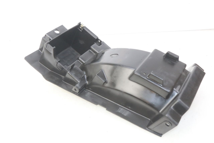 photo de REAR WHEEL SWINGARM KAWASAKI ZZR 600 (1995 - 2004) - Alternative perspective