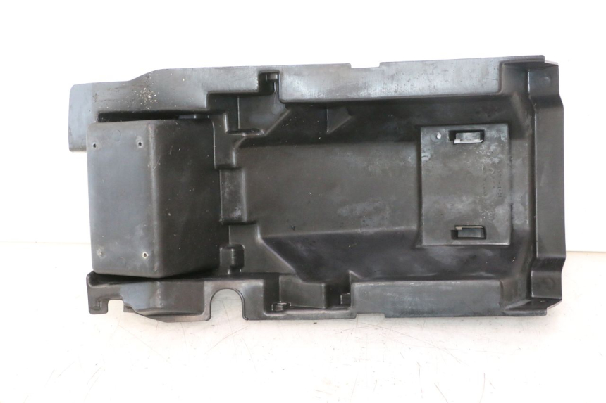 photo de REAR WHEEL SWINGARM KAWASAKI ZZR 600 (1995 - 2004) - Component detail