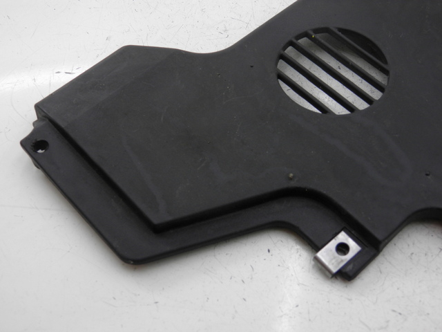 photo de FRONT UNDERTRAY PIAGGIO MP3 RL 125 (2006 - 2014) - Component detail