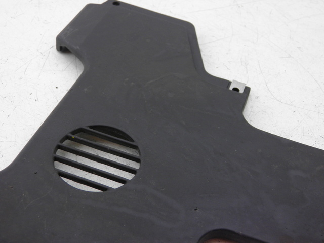 photo de FRONT UNDERTRAY PIAGGIO MP3 RL 125 (2006 - 2014) - Technical close-up
