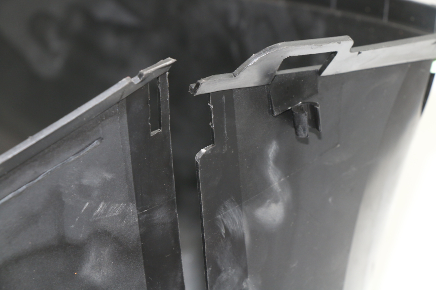 photo de FRONT UNDERTRAY PEUGEOT SATELIS COMPRESSOR K15 125 (2006 - 2009) - Detailed visual inspection